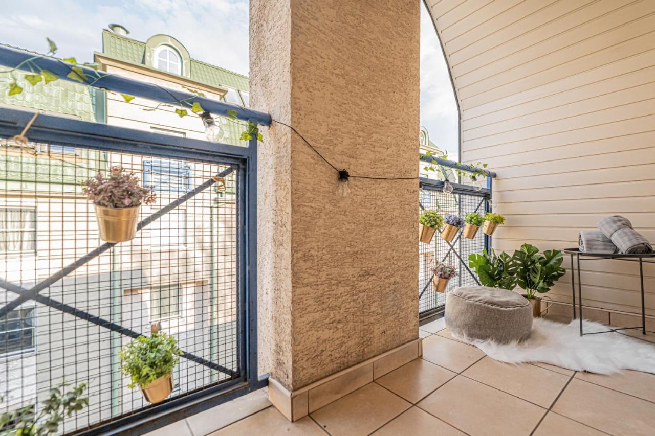 Niceone Apartment Number 7 - W Samym Centrum! Вроцлав Екстер'єр фото